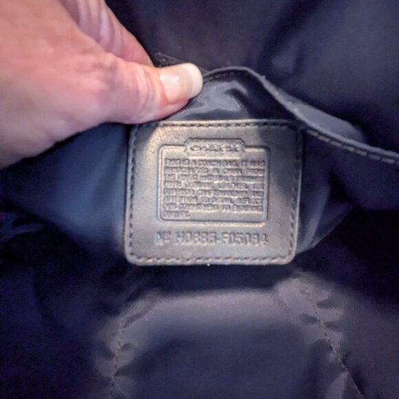 Coach Black Signature C Large Cosmetic Case Toiletry Travel Bag Unisex F05094 - Picture 9 of 9